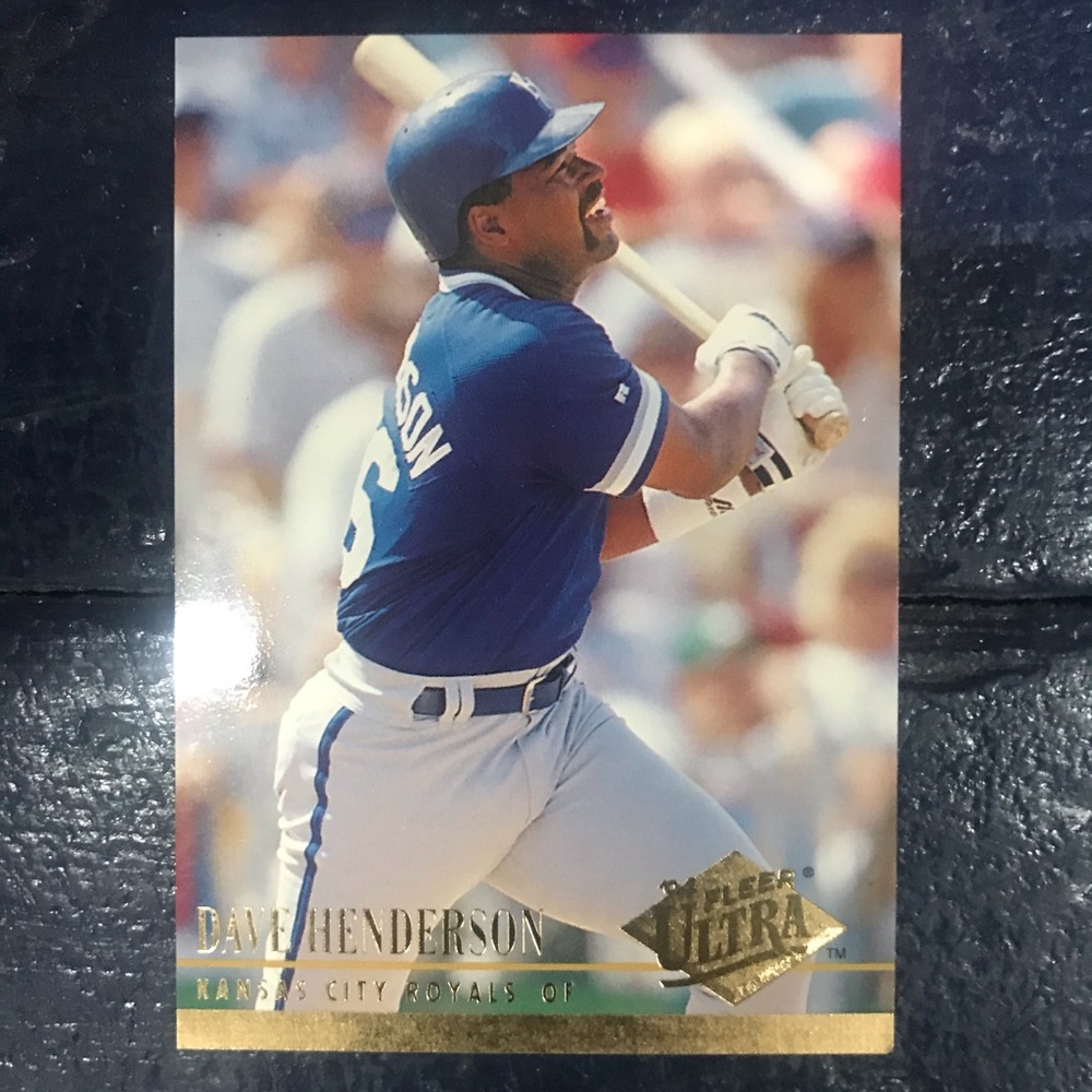 Multiple Baseball Cards - Picture 15 of 16